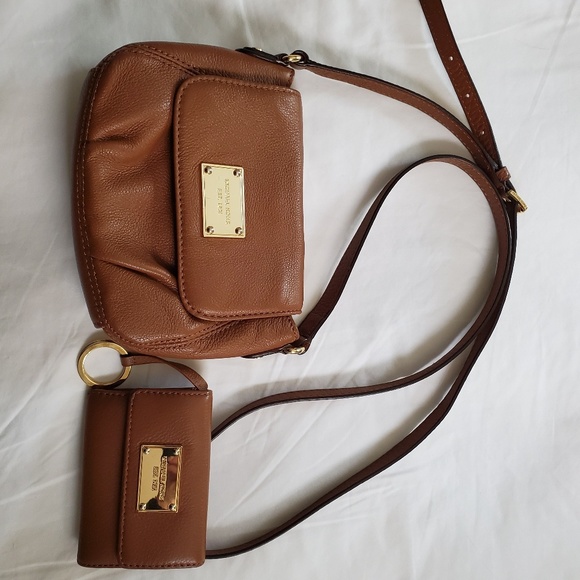Michael Kors Handbags - Michael Kors crossbody bag with matching wallet